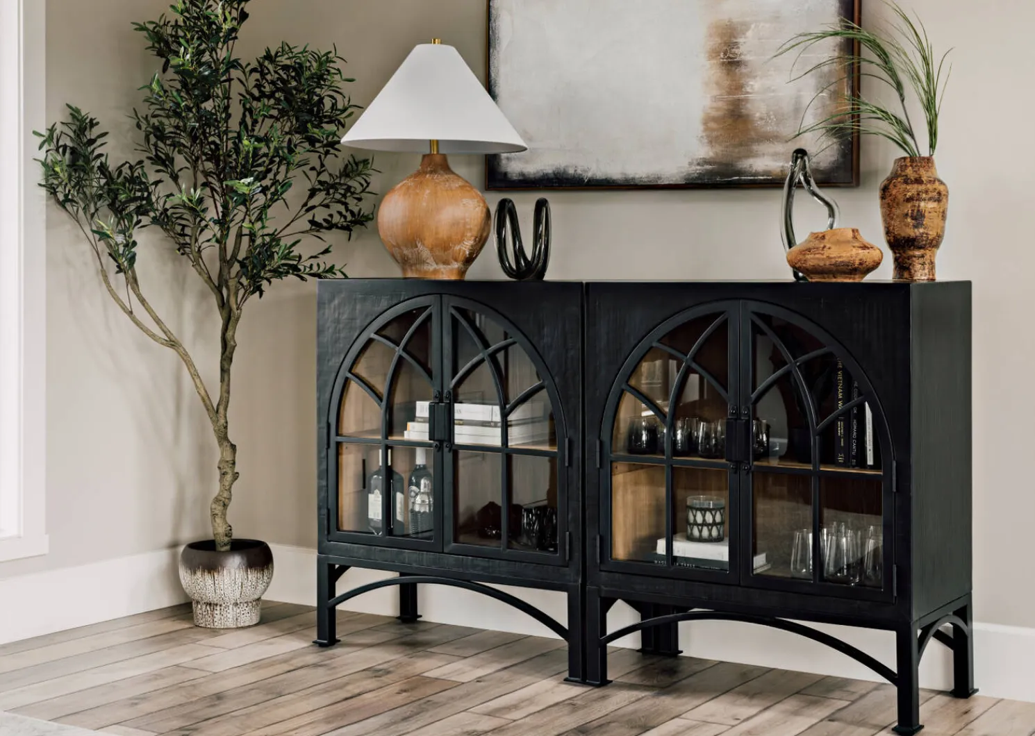 Urban Barn Aviel Vase- Vases & Planters