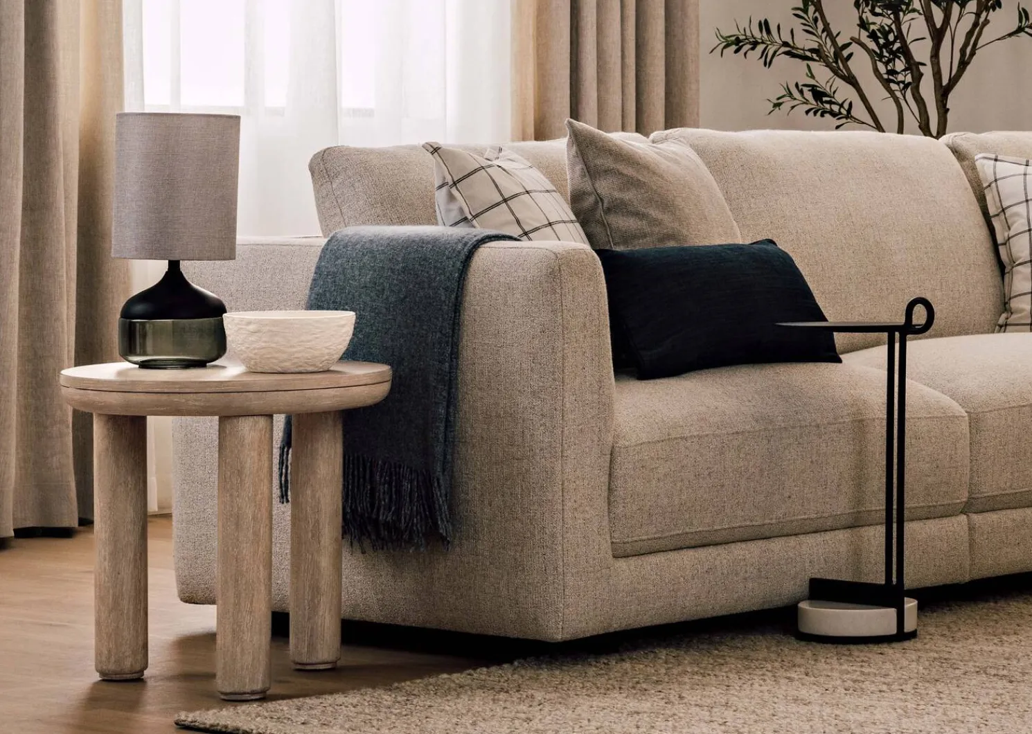 Urban Barn Carara Candle Beach Bonfire- Candles & Holders