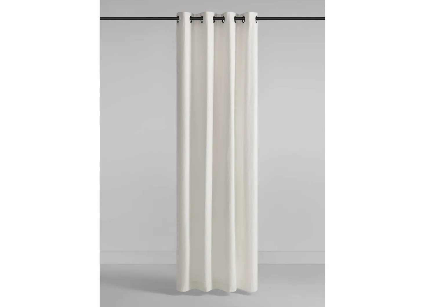 Urban Barn Hansley Curtain Panel 96"- Curtains