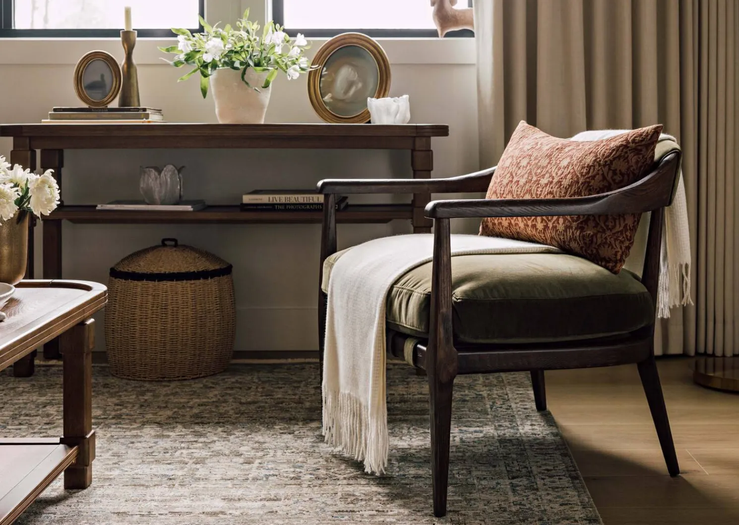 Urban Barn Hugo Planter- Vases & Planters