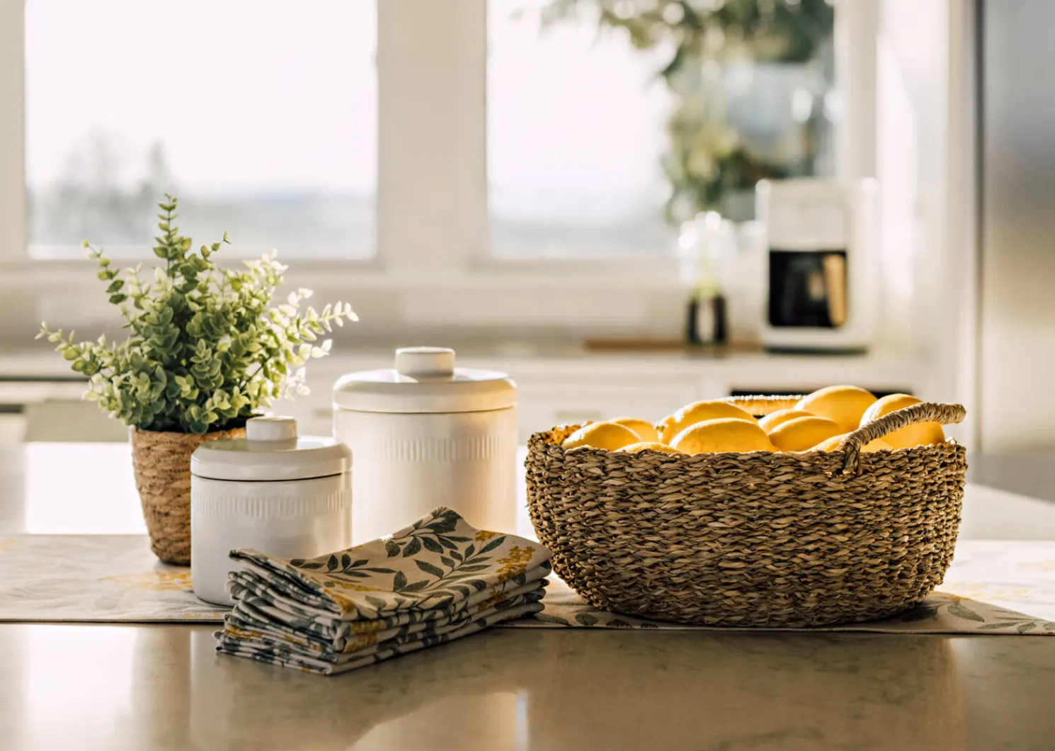 Urban Barn Morris Napkins Set of 6- Table Linens & Coasters