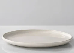 Urban Barn Thetis 16 Piece Dish Set Sand- Dinnerware